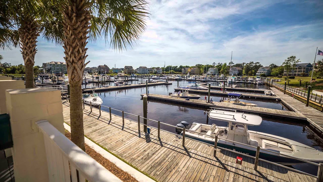 Afternoon at the St James Marina - YouTube