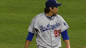 LAD@STL: Ryu fans seven over seven strong for win