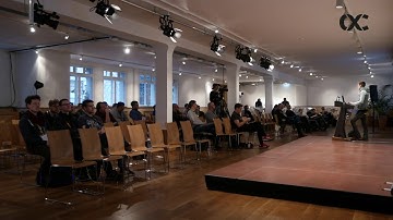 microXchg 2018 - Efficient service communication with gRPC - Petra Bierleutgeb