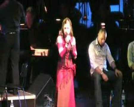 Obejrzyj Caroline Vasicek - I don´t know how to love him w YouTube Obejrzyj Caroline Vasicek - I don´t know how to love him w YouTube