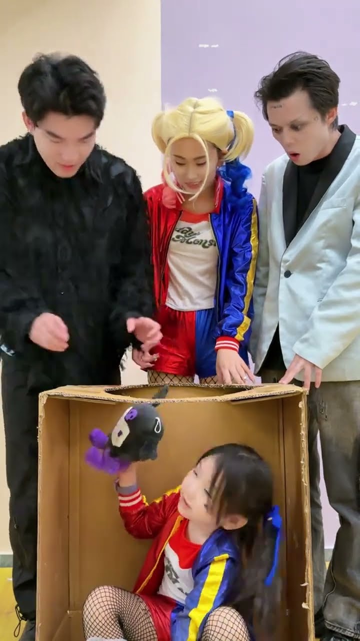 Oh my god! Little COCO has magical powers that can turn trash into treasure! #Joker #HarleyQuinn