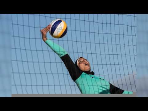 لاعبة الطائرة الشاطئية دعاء الغباشي ضيفة عمرو فكري في راديو BBC