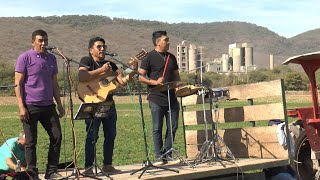 LOS HERMANOS BORJA CON GALLO HUANCA