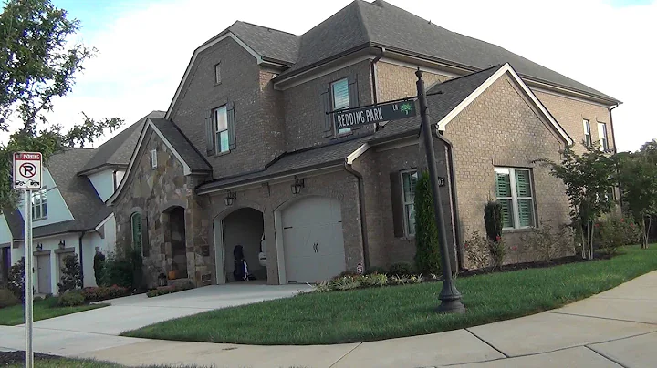 Neighborhood tour of Robbins Park from Classica Ho...