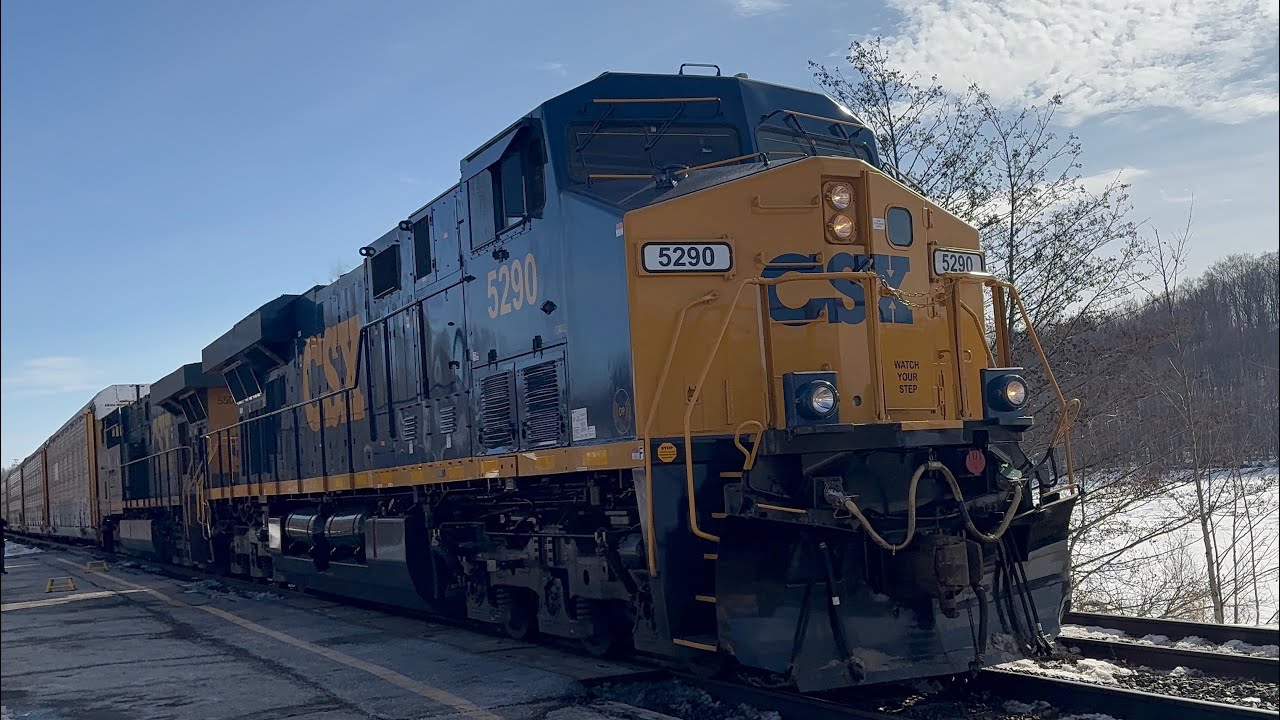 Freight Trains in Amsterdam New York (featuring RSTX 1002 MBTA train and I017 in Worcester 