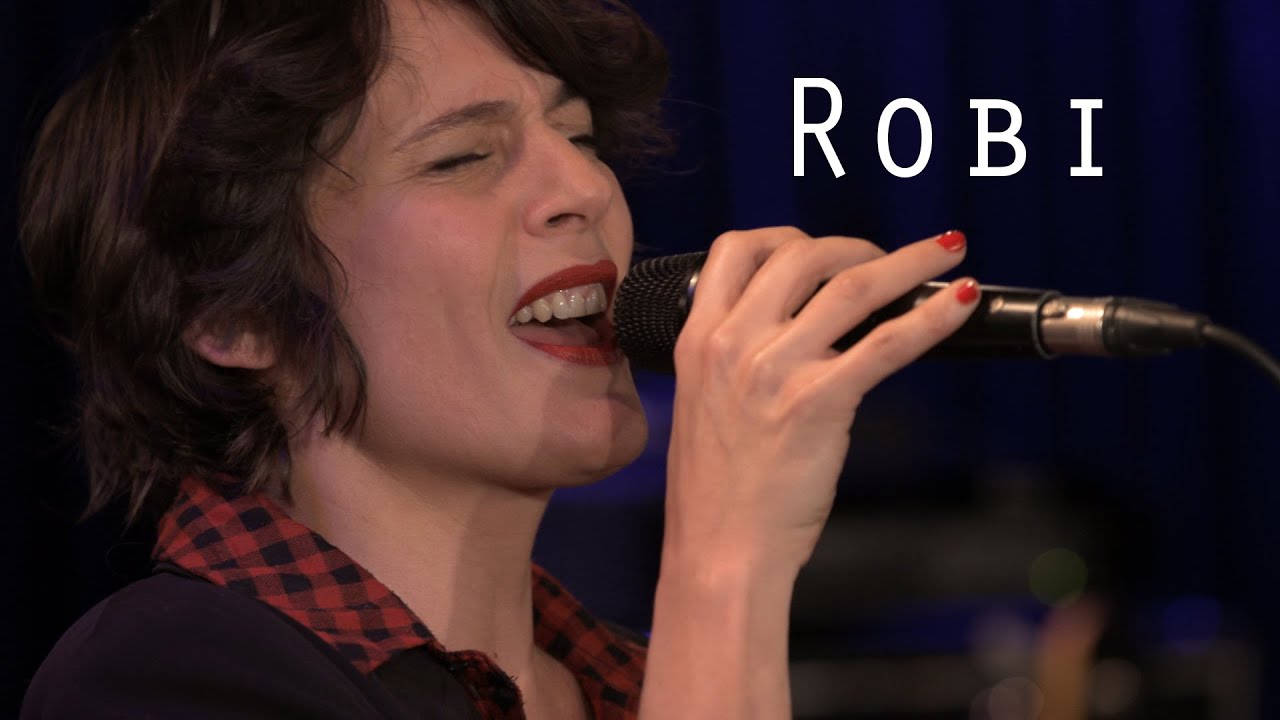 Robi - Ma déconvenue - Live @ Le pont des Artistes - YouTube