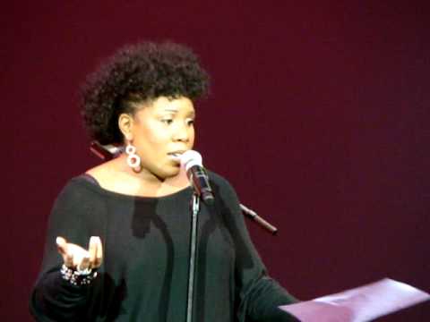 Melinda Doolittle in Atlanta does a medley w/ Justin Bieber's "Baby" and Bruno Mars' "Grenade"