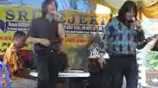 Download Lagu Mak Engket - Koes Plus MP3