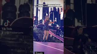 Anahí Cantando Ser O Parecer En Los Ángeles, En El Último Show De Rbd En Usa