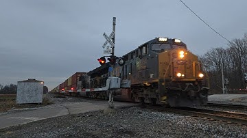 CSX Intermodal I009 – Two ET44AH