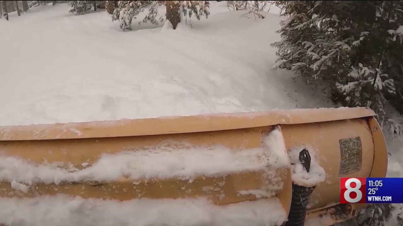 DOT, plows prepare for winter storm on Thursday - YouTube