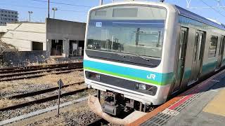 JR。JR東日本、Ｅ231系0番台21編成、マト119編成。成田駅終着。クハＥ231ー21号車側面、前面。2024年、令和６年、1月15日撮影。