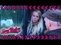 Jule mit Fiddler's Green auf dem Mittelalter-Kulturfestival in Hamburg | Bus Babes | kabel eins