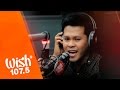 Marcelito Pomoy sings "Narito Ako" (Regine Velasquez) LIVE on Wish 107.5 Bus