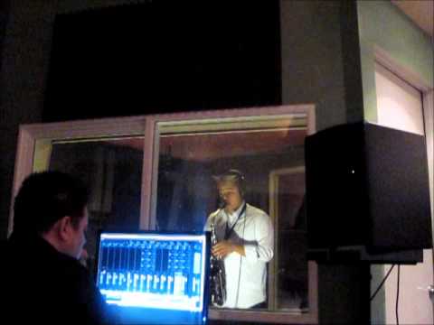Uriel Vega In the Studio "Esta Navidad"