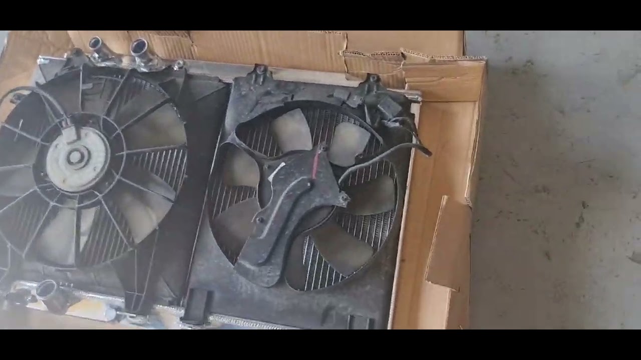 civic 2006-2011 fd raizen full aluminum radiator. - YouTube