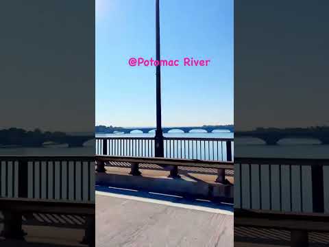Video: Scenic Washington DC od řeky Potomac