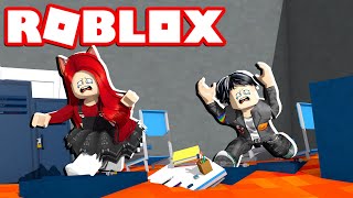 ME ESCAPO DEL INSTITUTO CON MI NOVIA en ROBLOX 