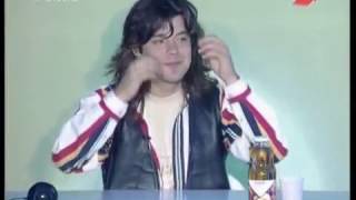 Женя Белоусов в телеигре "Проще простого"(25.10.1994) Женя Белоусов в телеигре "Проще простого"(25.10.1994)