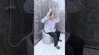 This Is A Bathroom Chair Made Of Epp Material, Very Light And Suitable For The Elderly And Childre,