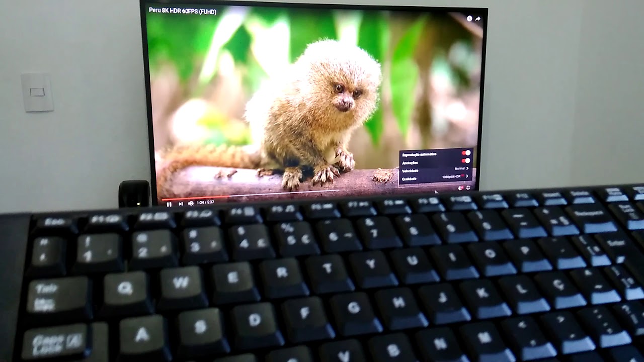 Teclado na TV Samsung 4K da linha KU6000 
