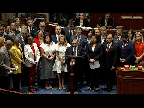 NY reps stand to commemorate anniversary of 9/11 | NBC New York