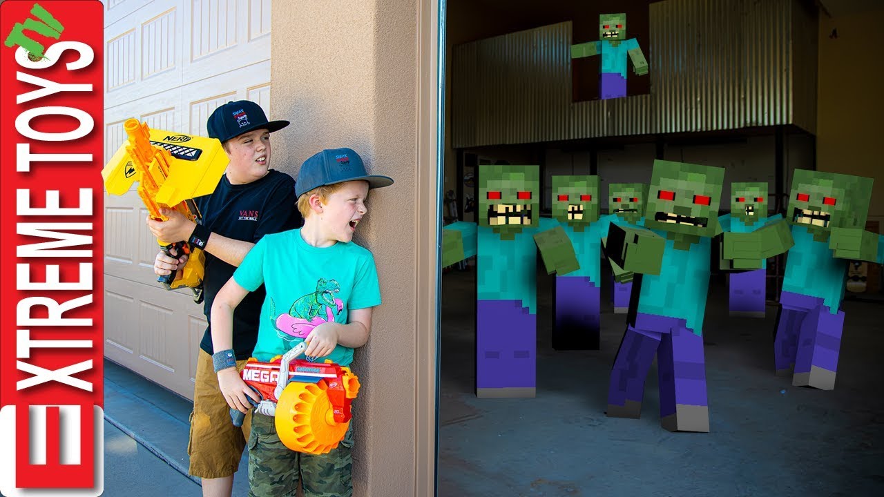 Minecraft Monster Mash Sneak Attack Squad Glitchy Nerf Battle