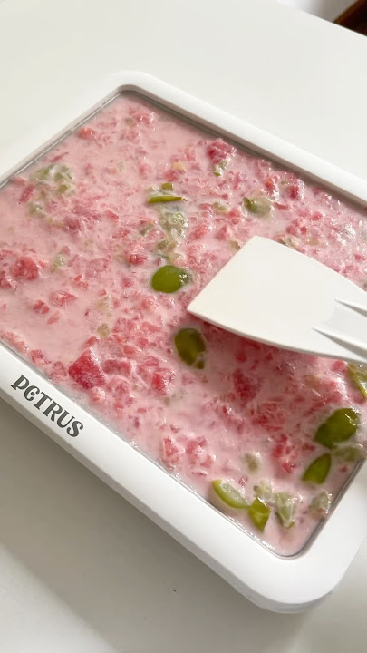 Make frozen yogurt with me #asmr #food #yogurt #healthyfood #watermelon #satisfying #summer