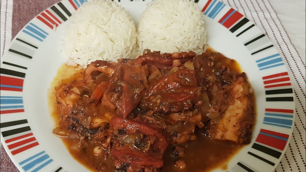 ESTUFADO DE POLVO À MODA DE S. TOMÉ E PRÍNCIPE