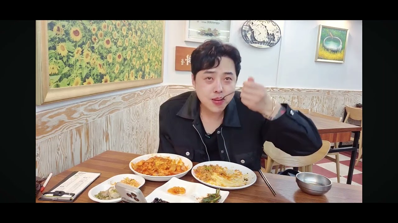 이로이 새벽분식먹방_ 🧡김치볶음밥&라볶이🧡_(실시간새방녹화)-2부😋👏🏻