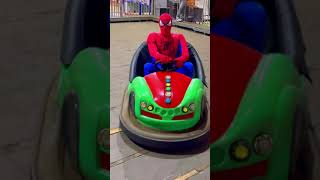 Spiderman Real  playing cars- سبايدر مان الحقيقي يلعب سيارات