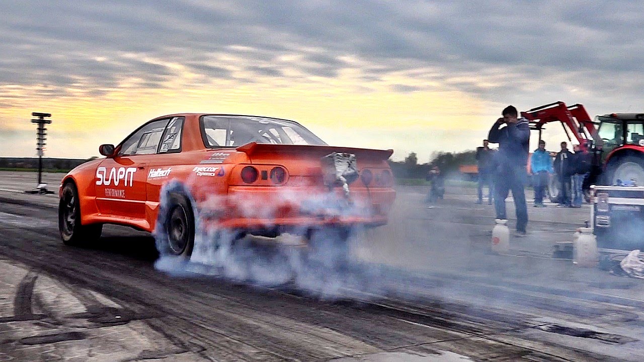 Nissan skyline launch