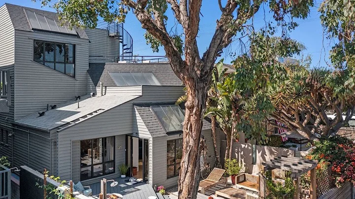 31 Buccaneer St, Marina Del Rey Property Video