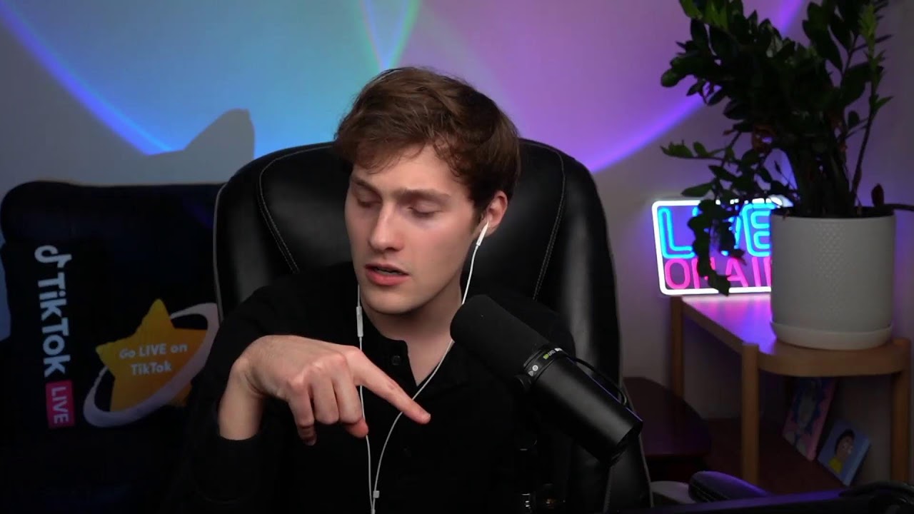 MAGA IS GETTING EXPOSED & Trump is PISSED | Debating MAGA Republicans LIVE