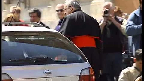 Cardinal Simonis turns 80 and loses right to enter...