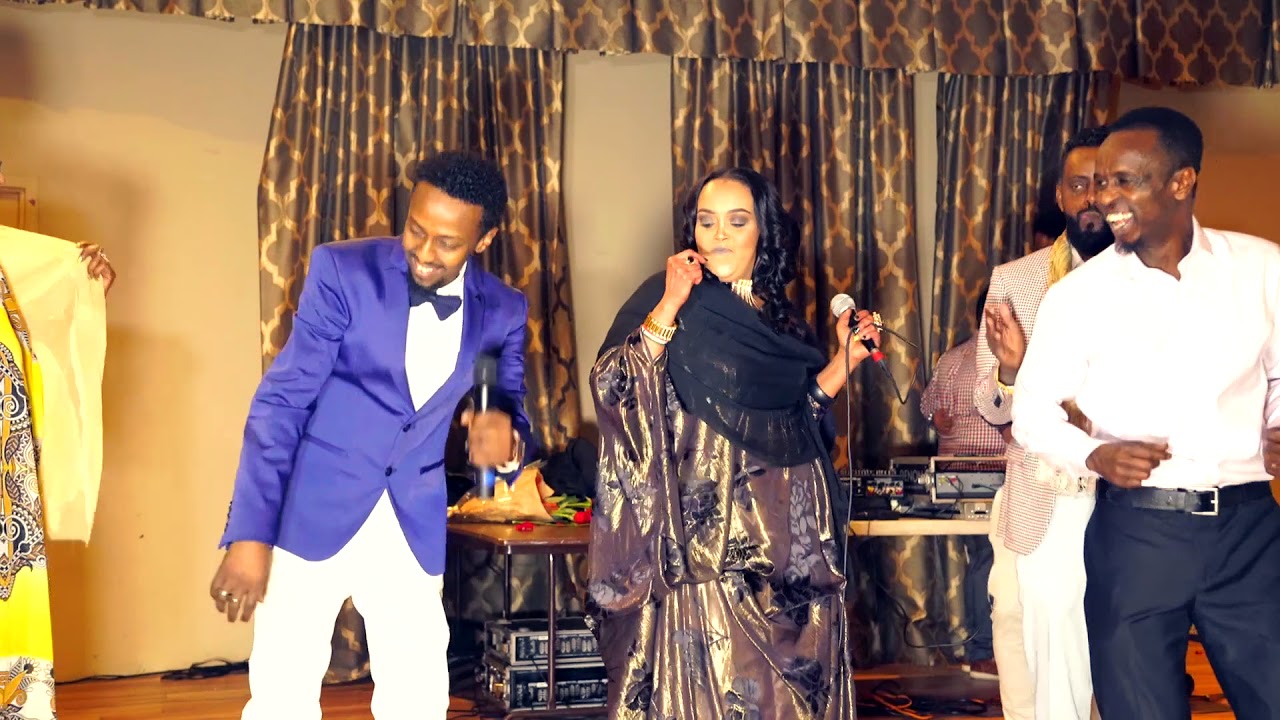 Awale Adan  Amina Afrik   Taageero Makaa Helaa    New Somali Music Video 2018 Official Video