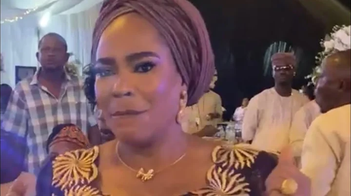 FATHIA BALOGUN SHOW OFF HER JAGUN JAGUN DANCE STEPS