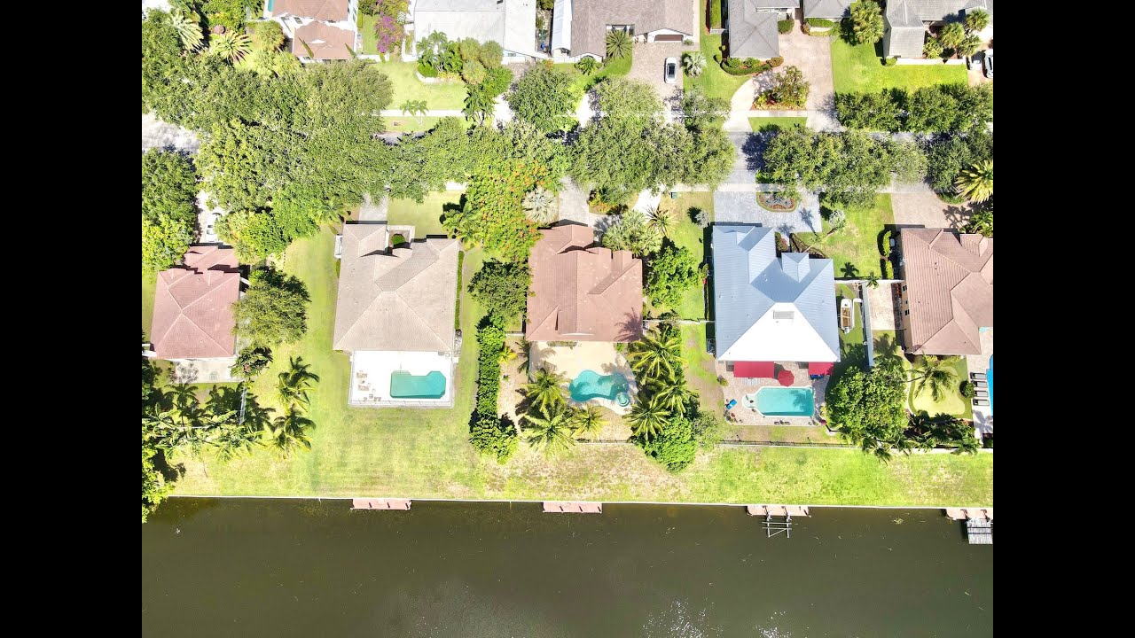 644 Enfield Court, Delray Beach, FL 33444