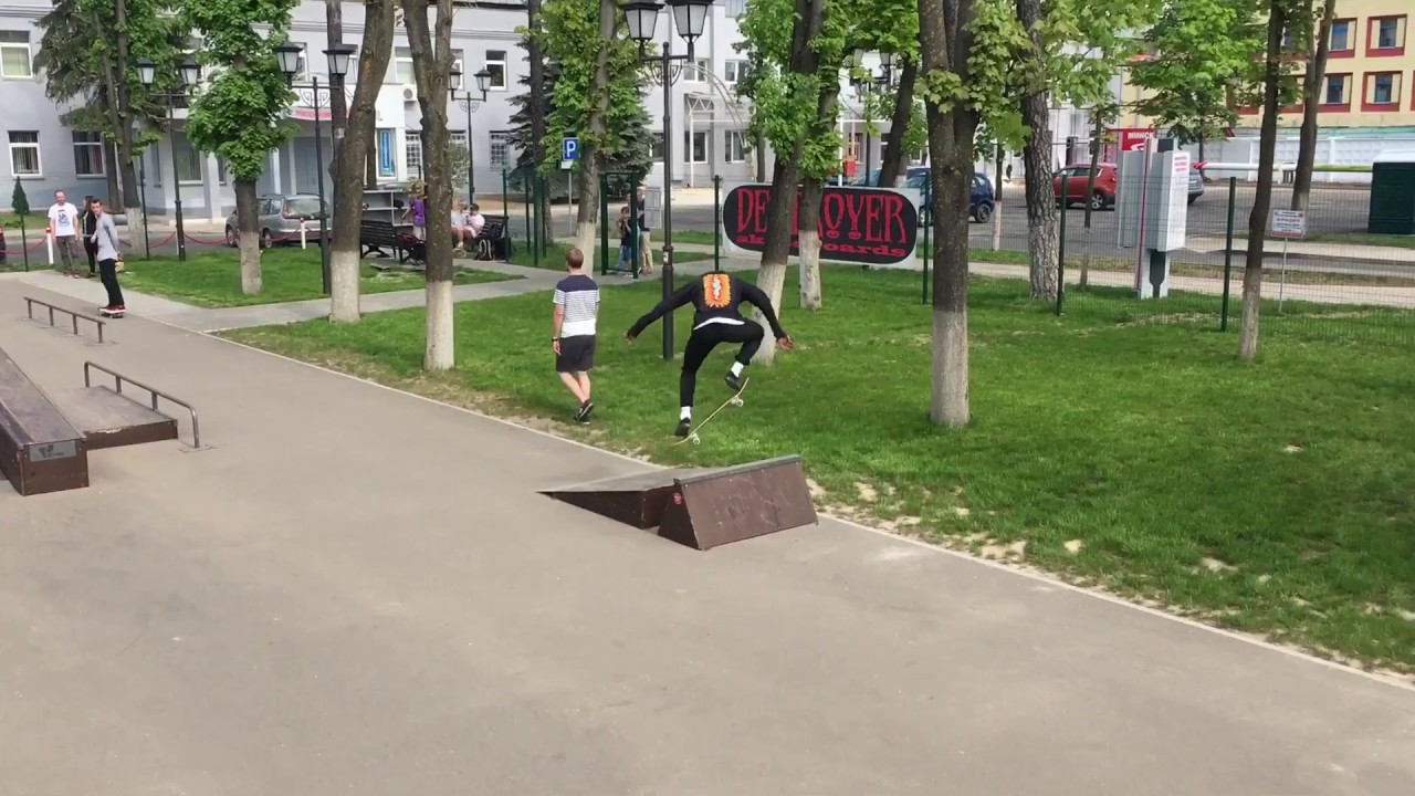 Тевкун и Картон в Минске, Скейтпарк МТЗ