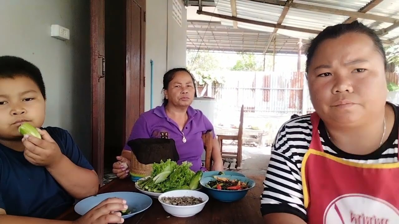 มากินข้าวกับลาบปลาแหลวสีมือแม่จีดทำเองจ้า