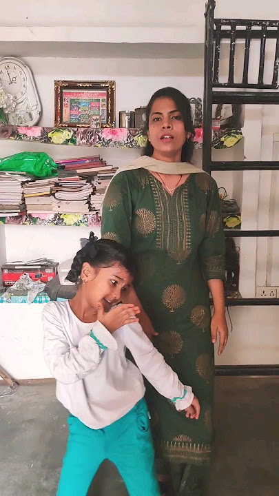 Rukhi Sukhi roti || Mother & Daughter ||Koi Agaya tha last me 😂😉#youtubeshorts #shortsfeed #trending