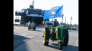Antique Tractors Arrive on Badger 08 04 22