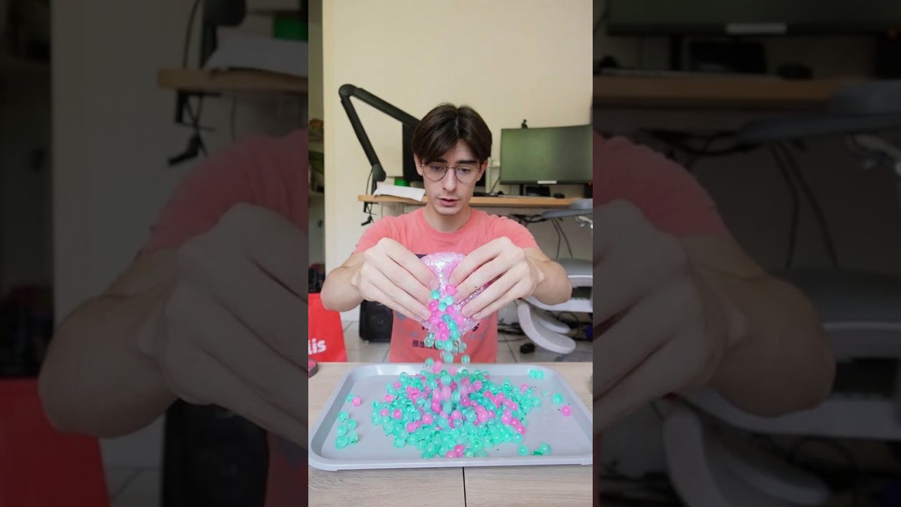 Il y a des jouets dans les squishy ?