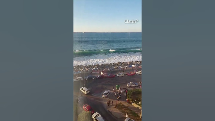 Marejada en Viña del Mar sorprende a decenas de personas en la costa