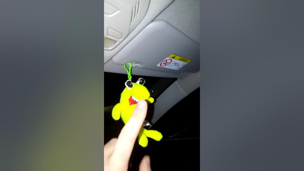 Плафон заднего ряда Lada Vesta - YouTube