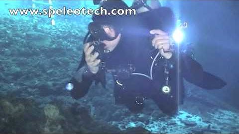 Disconnect low pressure inflator