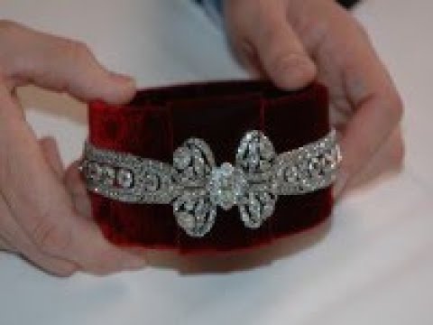 Video: Wie Haben Die Bolschewiki Den Schmuck Der Romanows Verkauft - Alternative Ansicht