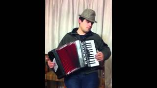 Video thumbnail of "El Lobo Chilote en acordeon"