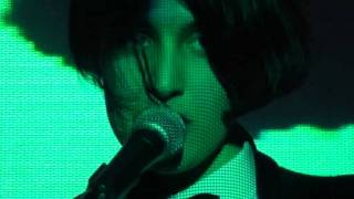 Lebanon Hanover - i love you LIVE at Sputnik cinema, Berlin 2011 chords