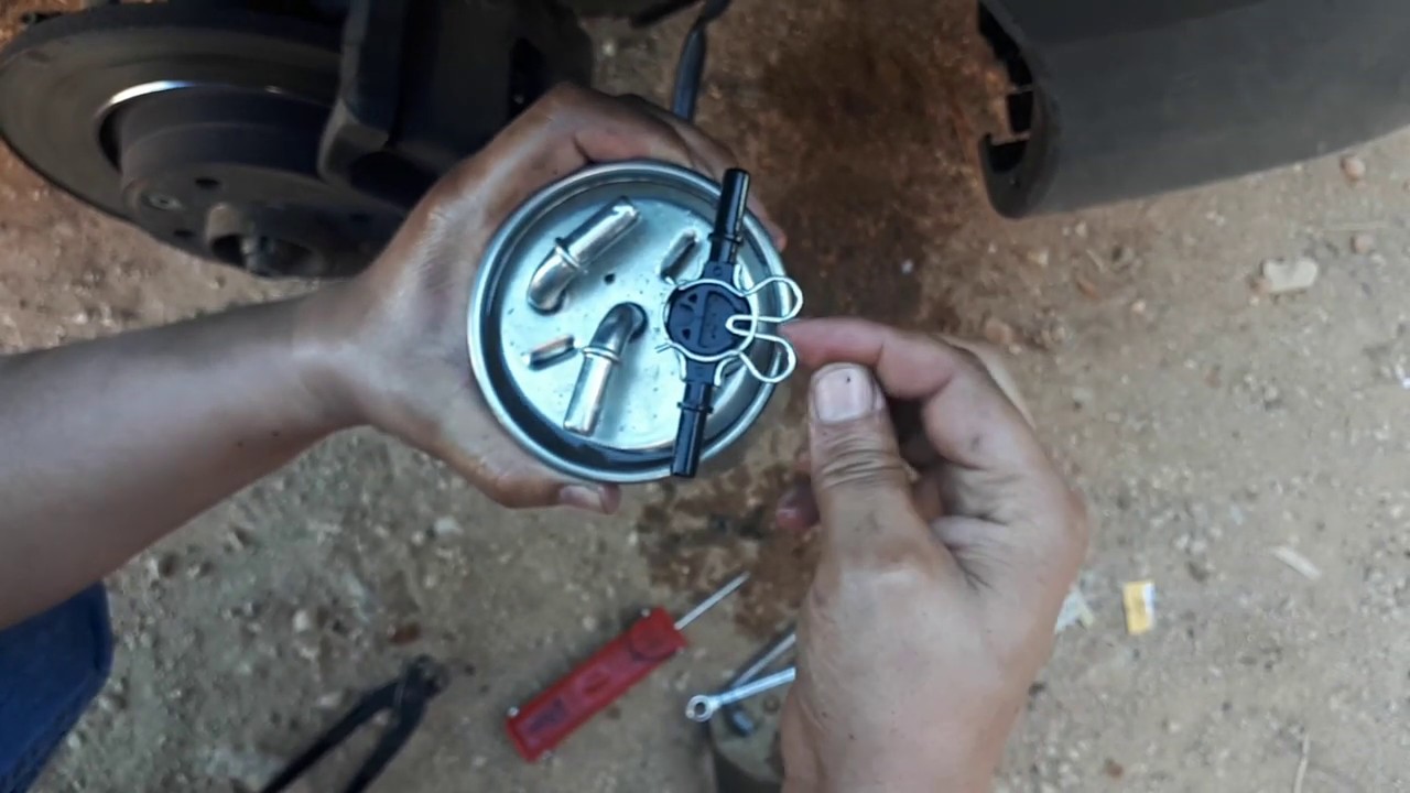 طريقة تغير فلتر الديزيل بنفسك في دسيا لوجان مع شرح خطأ في تصنيع الفلتر